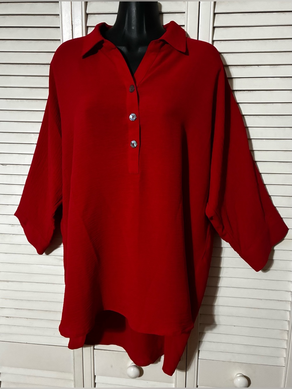 Ivy Jane med Red Women's Polo-Style Tunic Top with high low hem